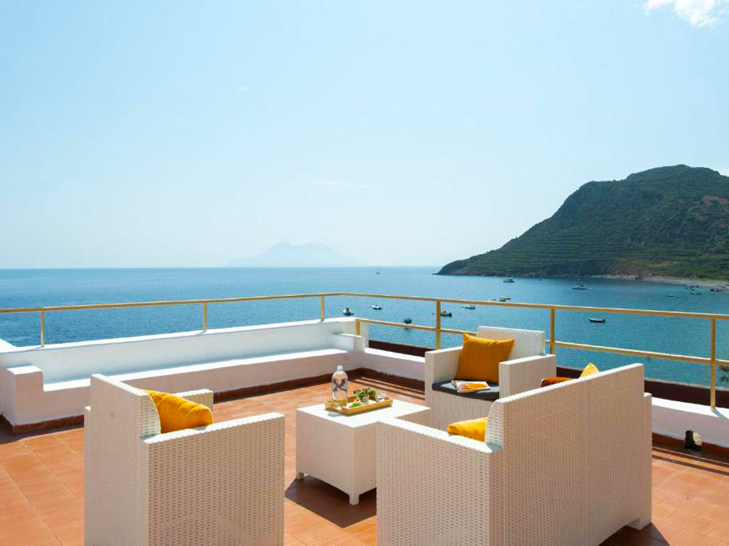 Hotel Phenicusa ,  Filicudi Porto, Filicudi